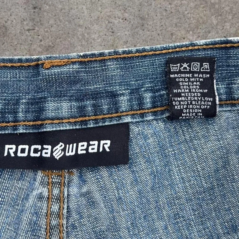 Vintage Y2K 2000s Big R Embroidered Rocawear Baggy Cotton Denim Shorts 36 Skater